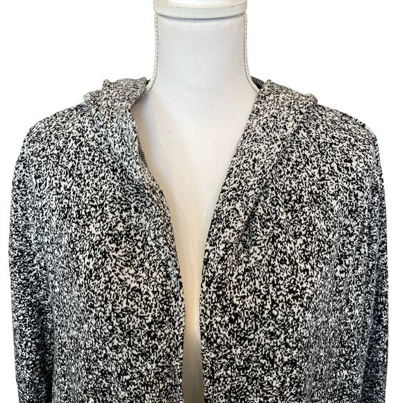 Chico's Zenergy Cardigan Women's Size 2 Large 12/14 Black White Ombre Hood - Picture 2 of 11